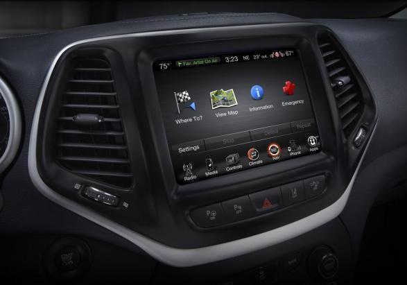 Nuovo Jeep Cherokee schermo touch screen