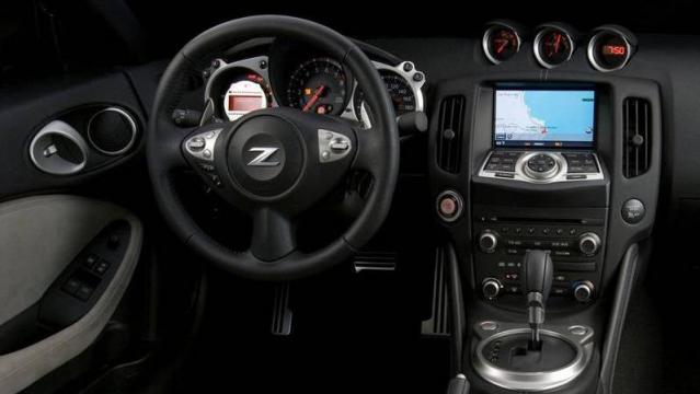 Nissan 370Z 1