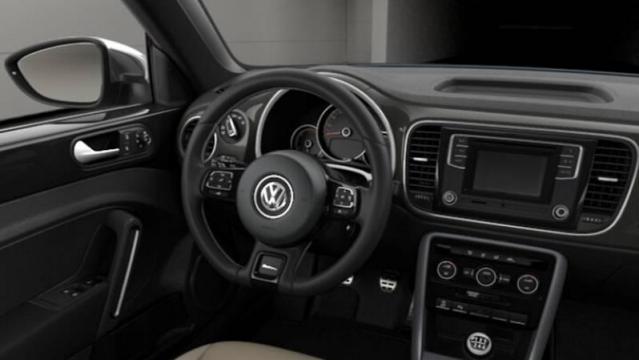 Volkswagen Maggiolino Cabriolet 6